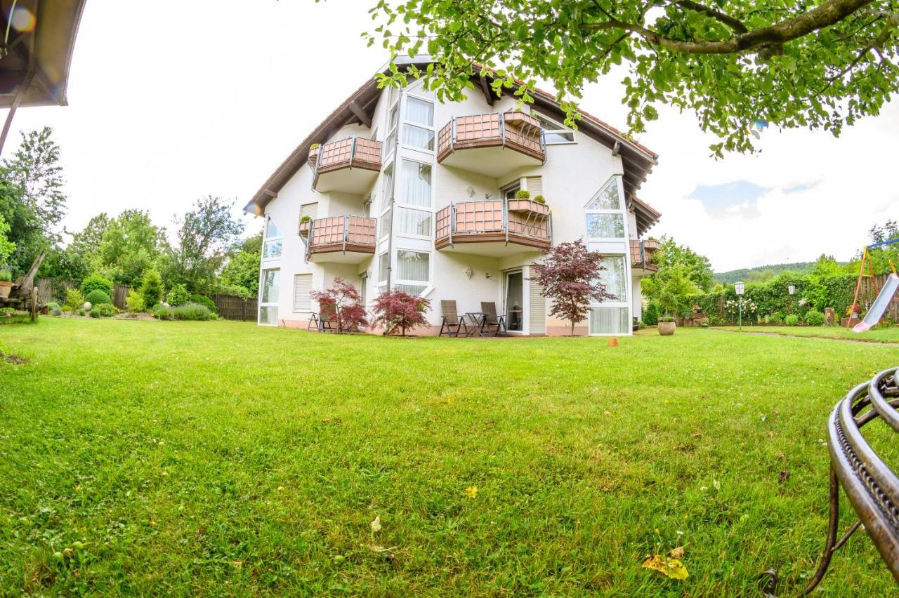 Hotel- Restaurant Zum Schwan Waldfischbach-Burgalben Eksteriør billede